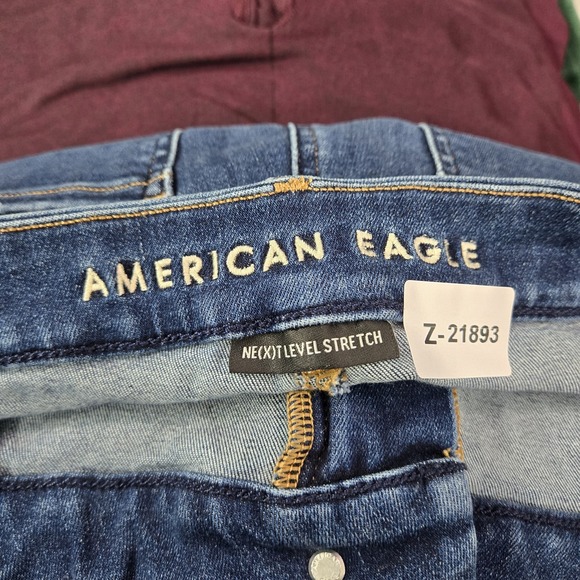 American Eagle Outfitters Women Jeans 16 REGULAR Blue Denim Jegging Curvy - Picture 2 of 10